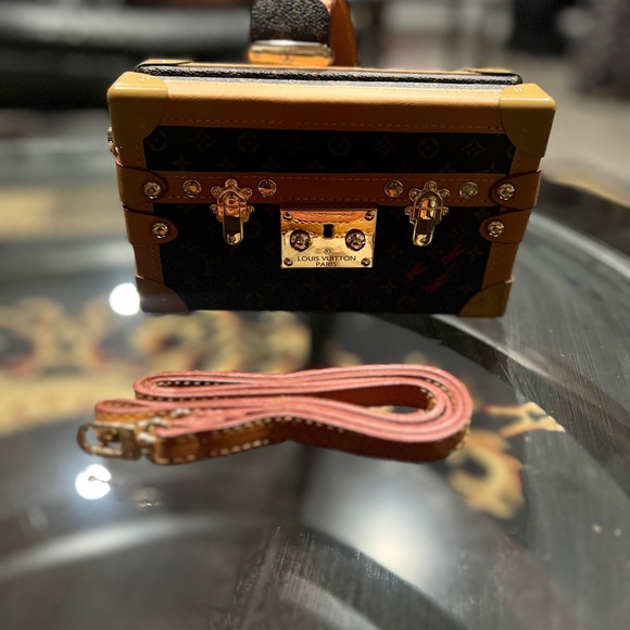 Louis Vuitton Monogram Trunk Clutch - Picture 6 of 6